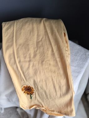 ​Bob Mackie Wearable Art Yellow Sunflower Embroidered Crop Pants XL Cotton Blend